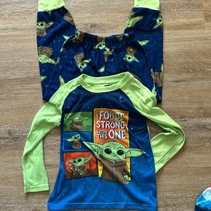 Star Wars fleece pajama set. Long sleeve and pants. Size 4/5.